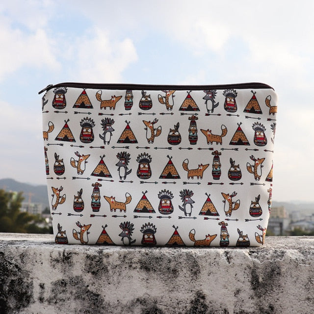 FUDEAM Women White with different animal Printed Storage Bag